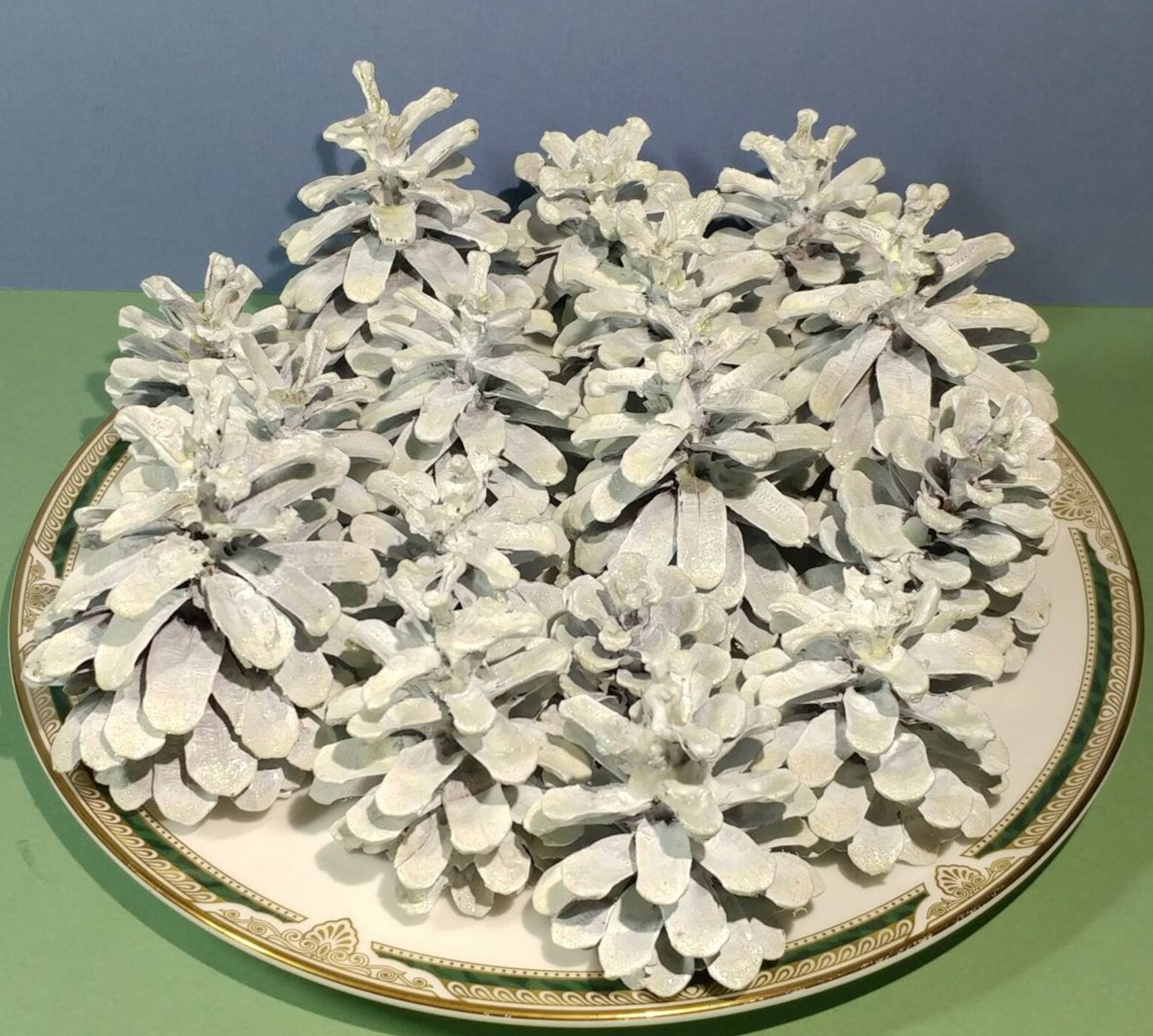 15 White Glowing in the Dark Glittered Pine Cones Hand Painted Natural Pinecones