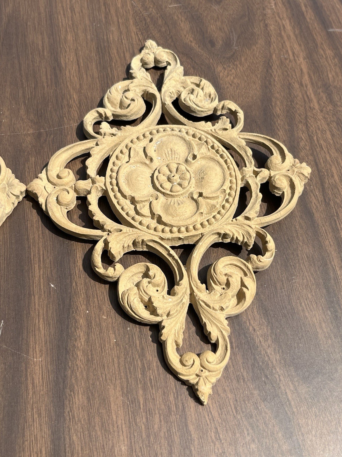 Natural Wood Leaf Scroll Carved Flower Appliqué Furniture Pair