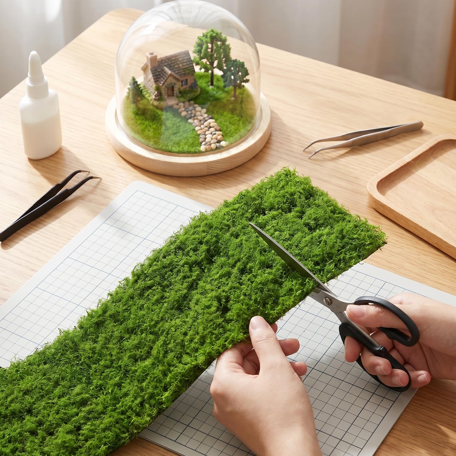 Artificial Moss Mat, 4″ x 47″ Light Green Fake Moss Roll for Crafts Table Run…