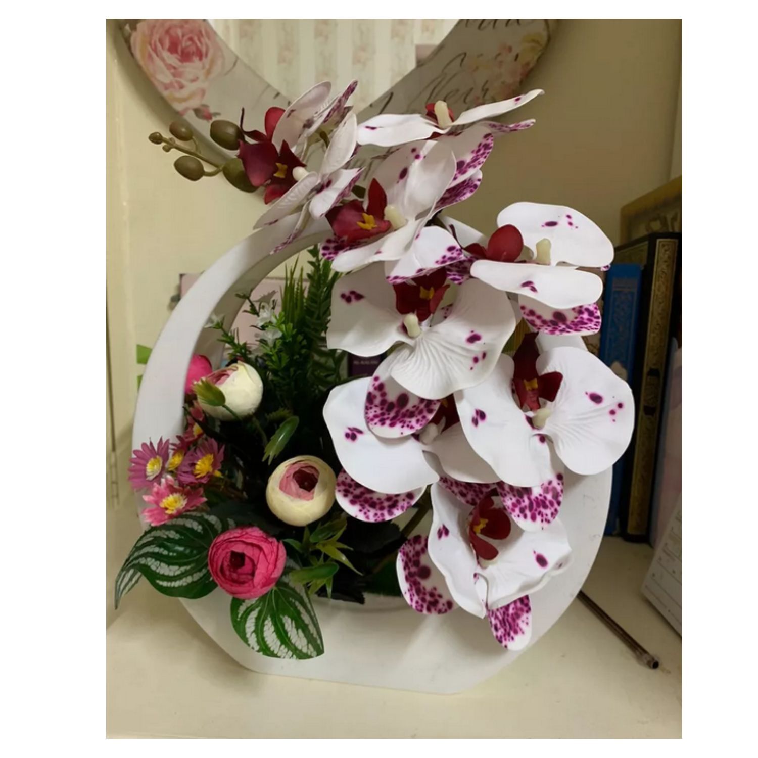 Artificial Phalaenopsis Latex Orchid Flowers Arrangement with White Purple Vase