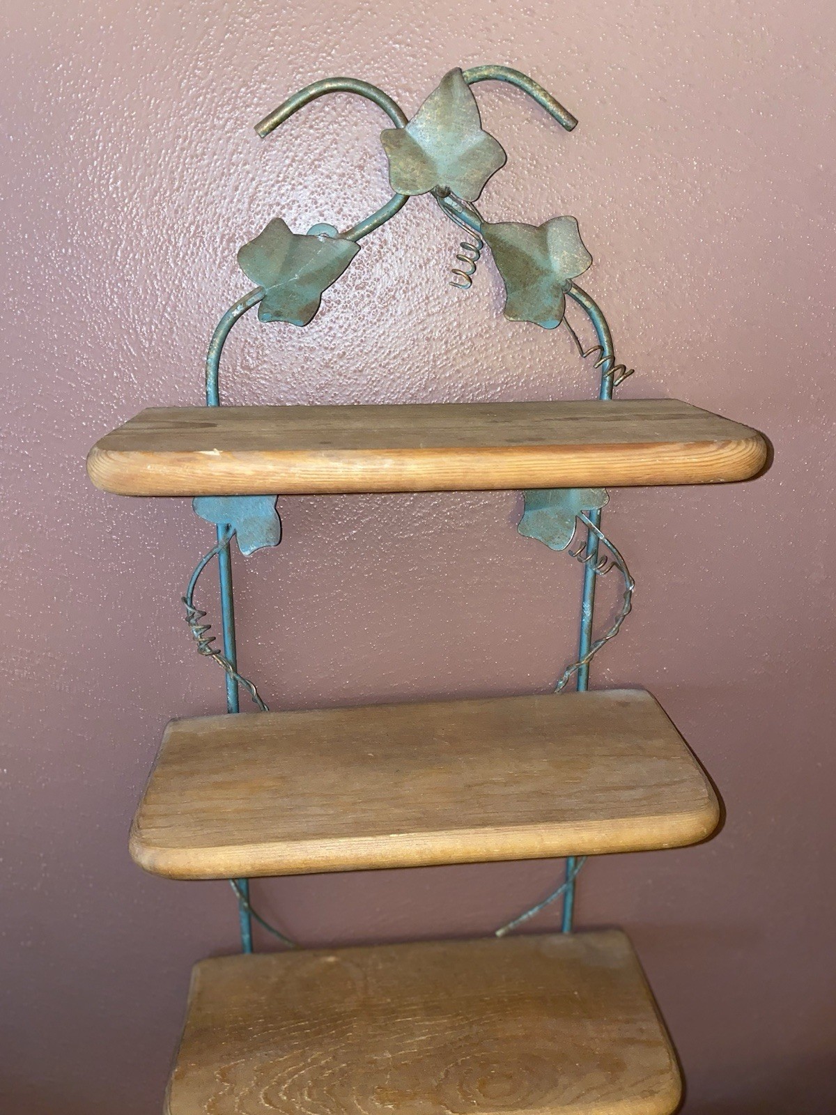 Vintage Home Interiors Metal Green Gold Accents Ivy Cottage Core 3 Wood Shelves