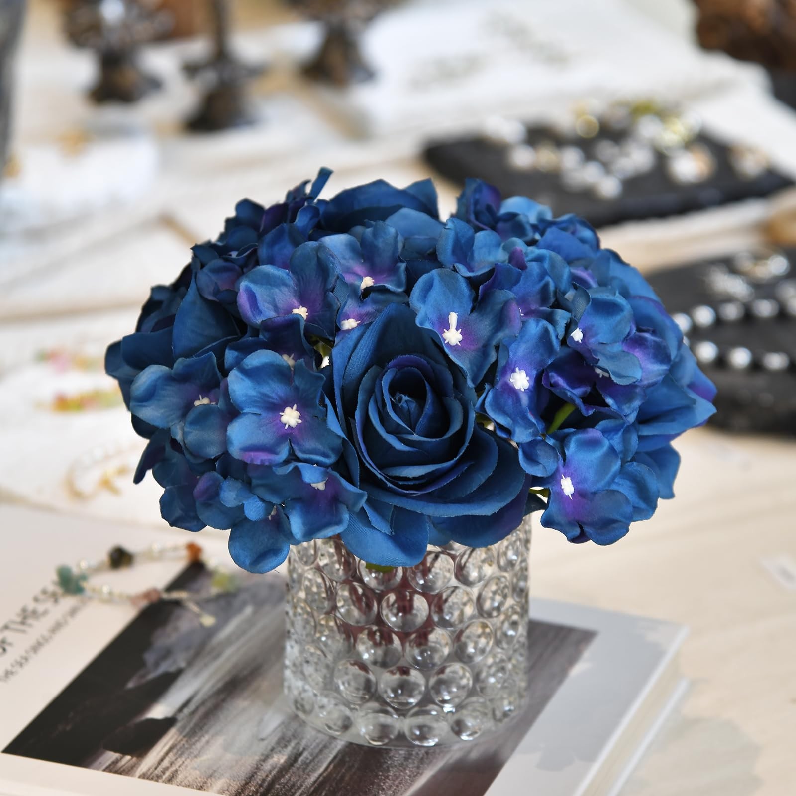 Rose Silk Flower Arrangement Artificial Vivid Rose in Glass Vase with LED Lig…