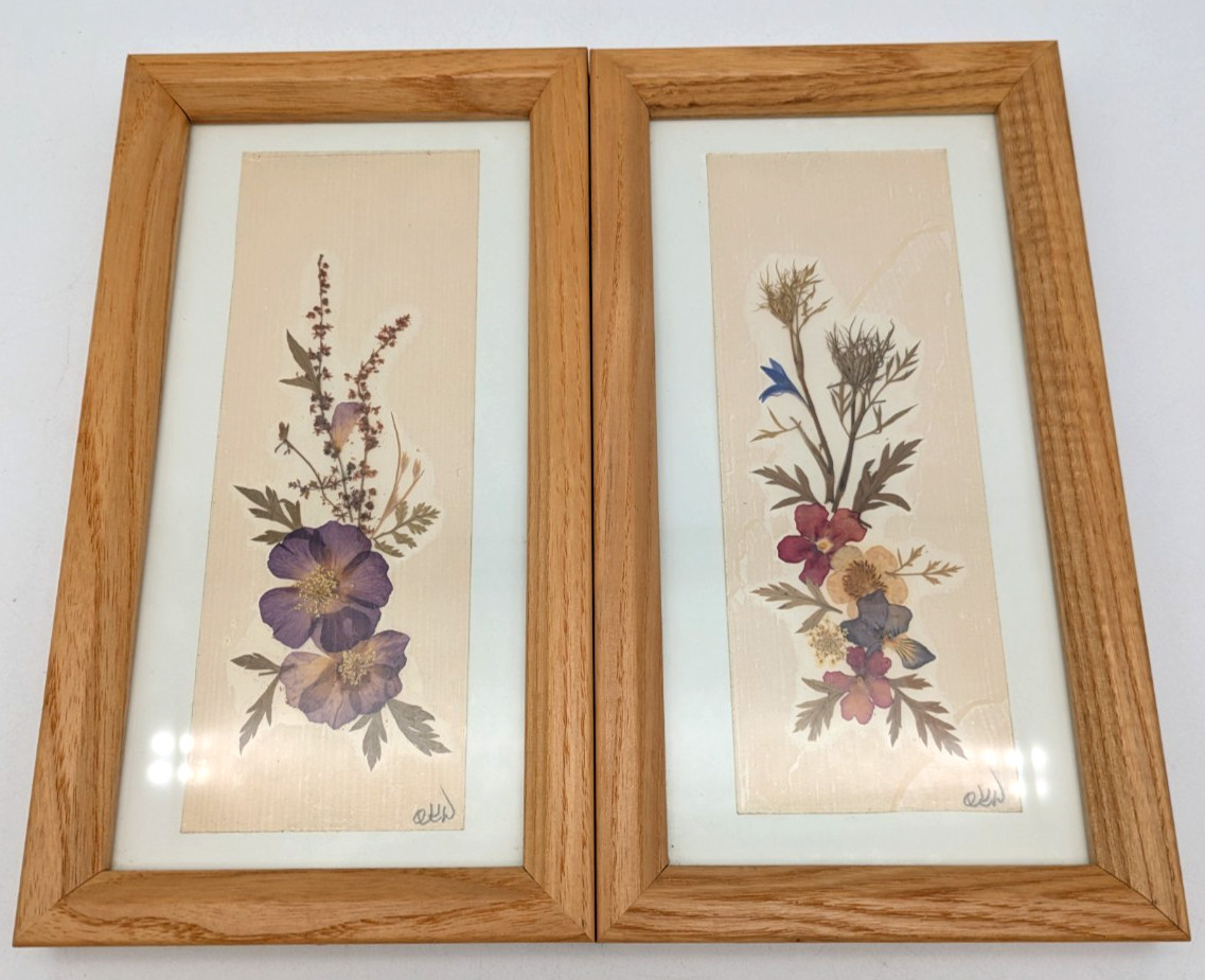 Handcrafted Pressed Flowers Pair in Oak Wood Frame Wall Hanging