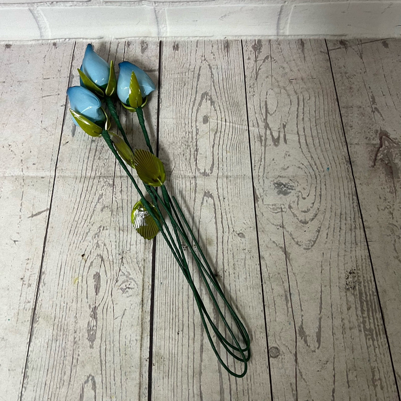 Vintage Set Of 3 Blue Ceramic Tulips Rosebuds Flowers Decor Stems Leaves