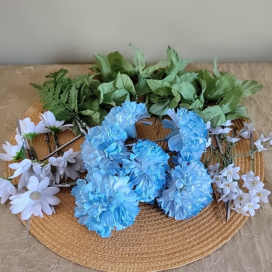 41 Piece Lot Artificial Flowers Daisy Carnation Paperwhite Greenery Floral