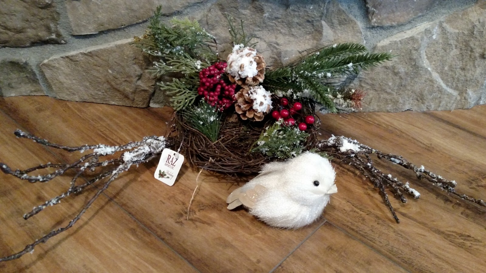 NWT RAZ 21″ Bendable Bird NEST Snowy BRANCH Twig Berries Christmas table Decor