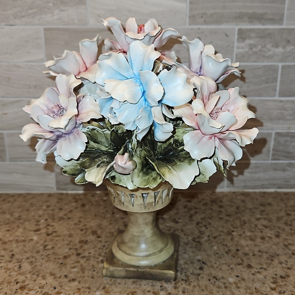 Italy Capodimonte Urn Flowers Centerpiece Vintage Large