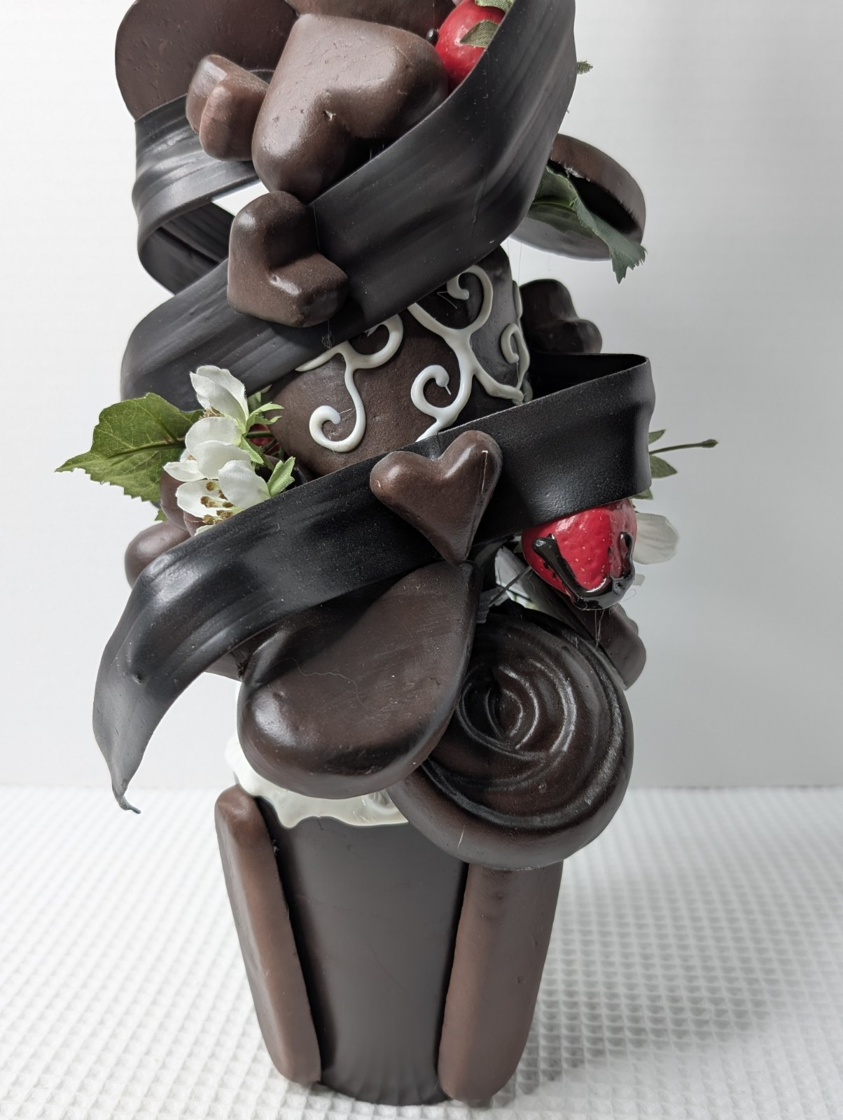 Vintage Chocolate Tree Plant Floral Christmas Holiday Faux Hearts Strawberries