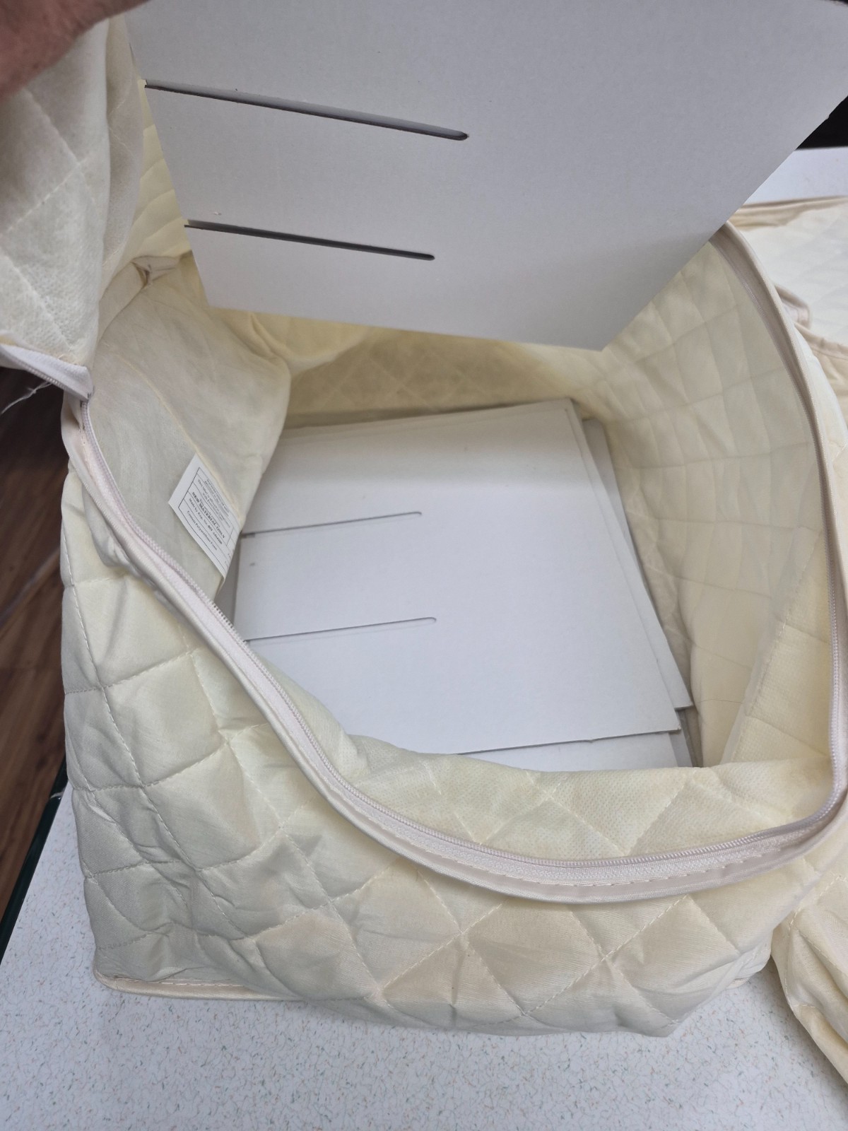 8 China Storage Bags Assorted Sizes Quilted Glasses Long Plate Protectors