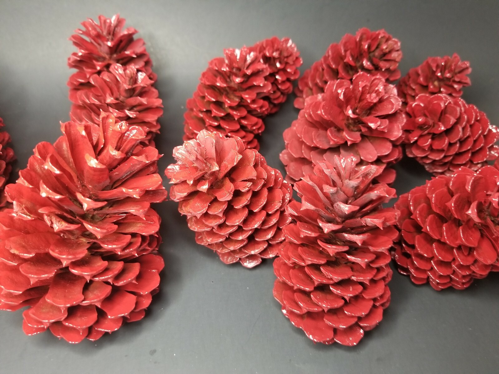 🎅15 Red Pine Cones Hand Painted Natural Premium Ponderosa Cones