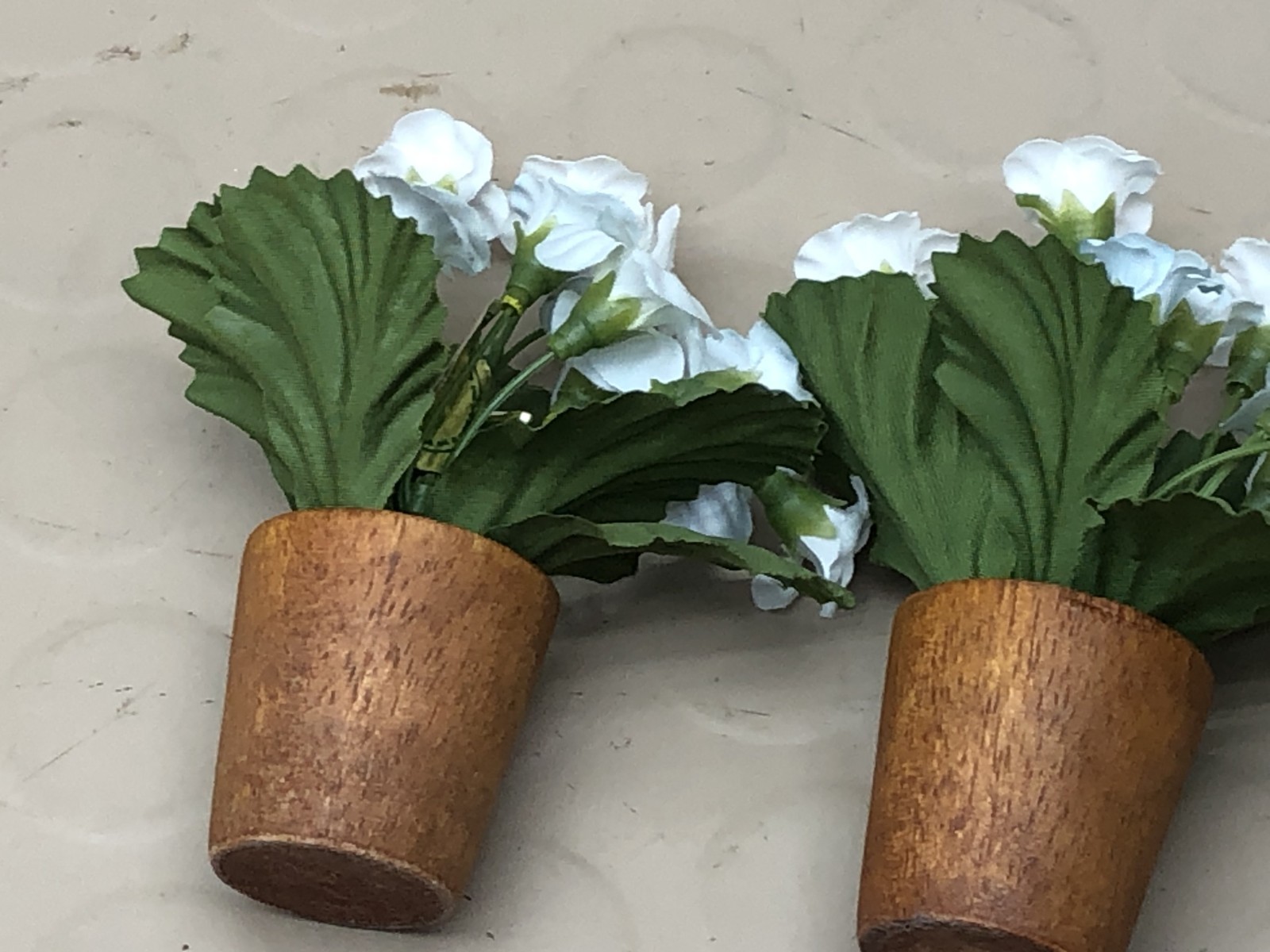 2 Artificial Potted White Flowers Small Plants Decor – Miniature – Pacific Rim