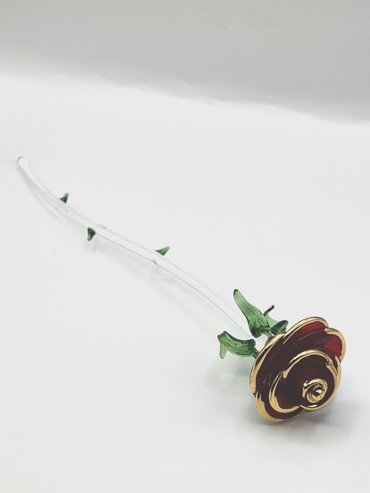 Art Glass Long 11.5″ Single Red Rose w Gold Trim Petals Clear Stem Green Thorns