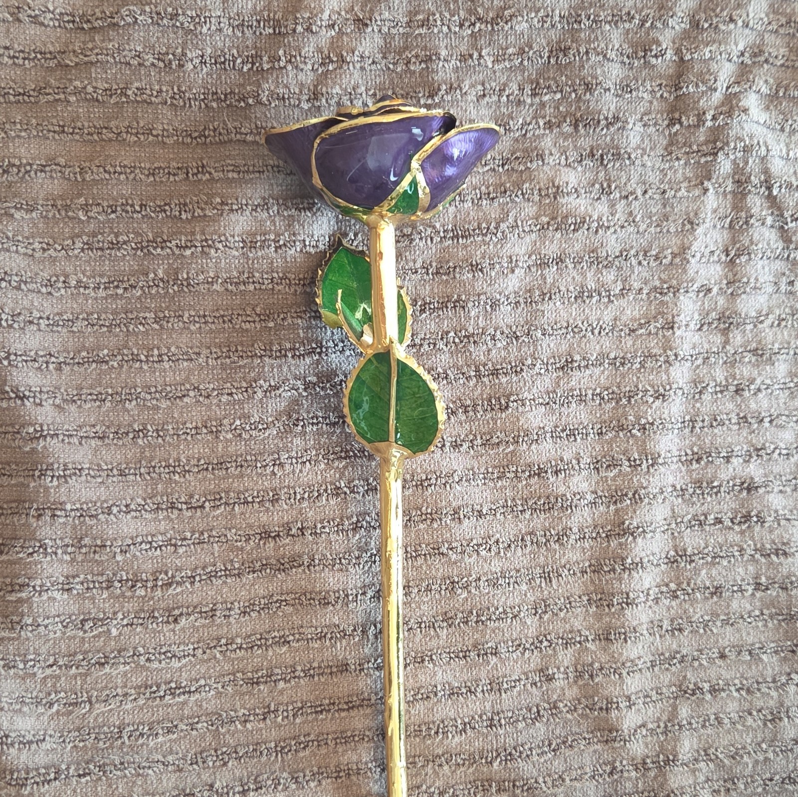 I Hate Steven Singer Purple Rose Metal Flower Stem with Green Leaves, Gold Tone