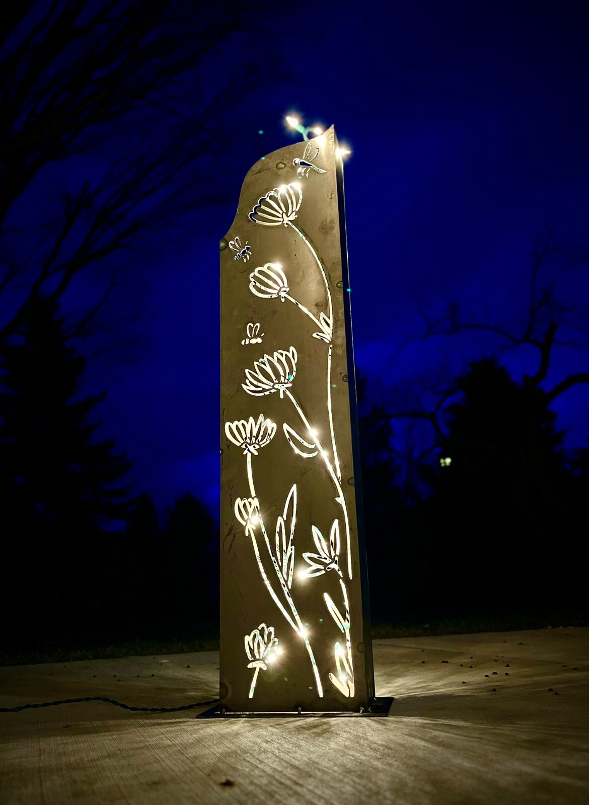 Garden Flowers and Bees Steel Luminary Pillar | 36 in.