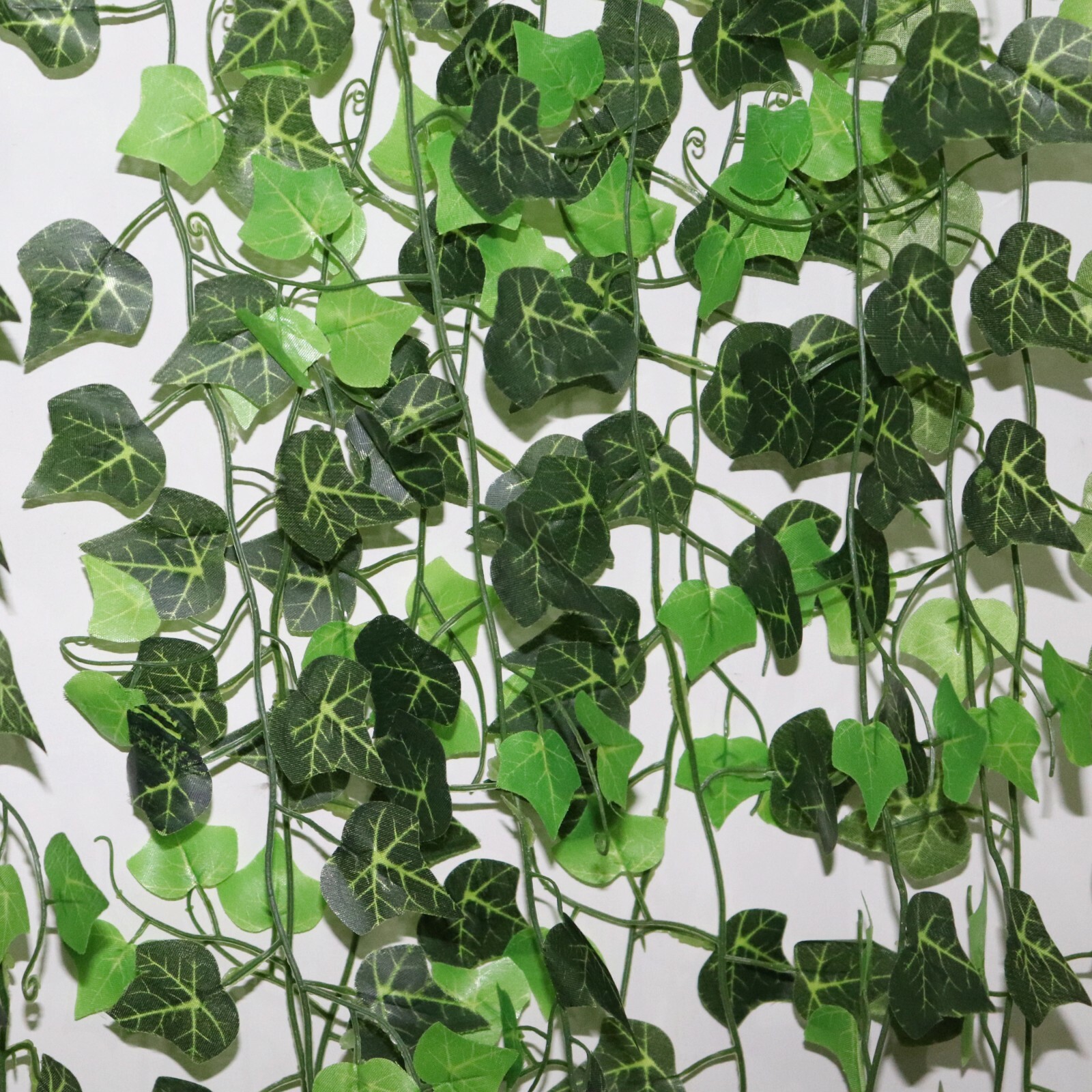 100pcs Leaf 1 piece 2.4M Home Decor Artificial Ivy Leaf Garland Plants
