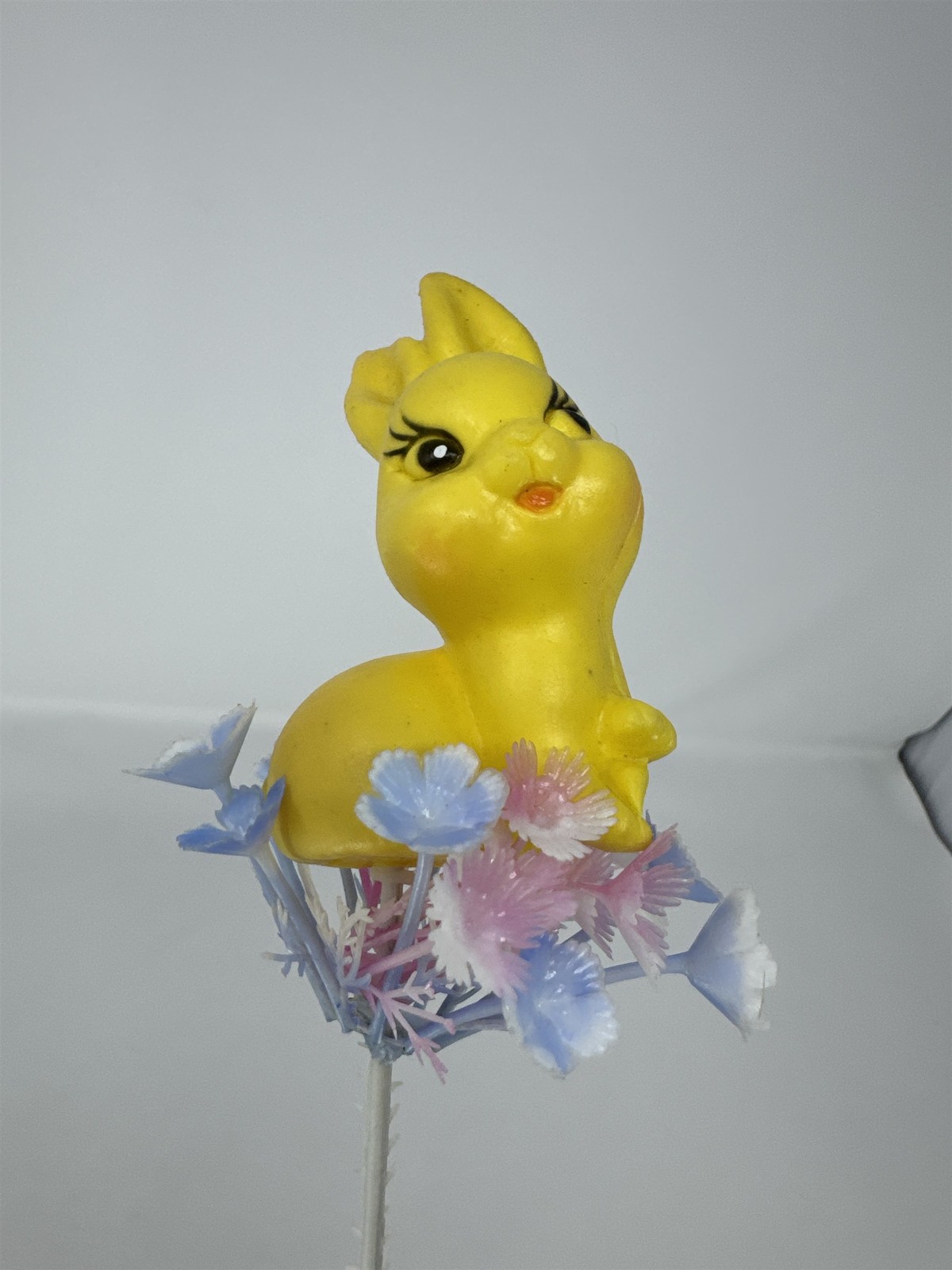 Vtg Yellow Plastic Bunny Rabbit Floral Pick Big Eye MCM Retro Easter Craft 12″