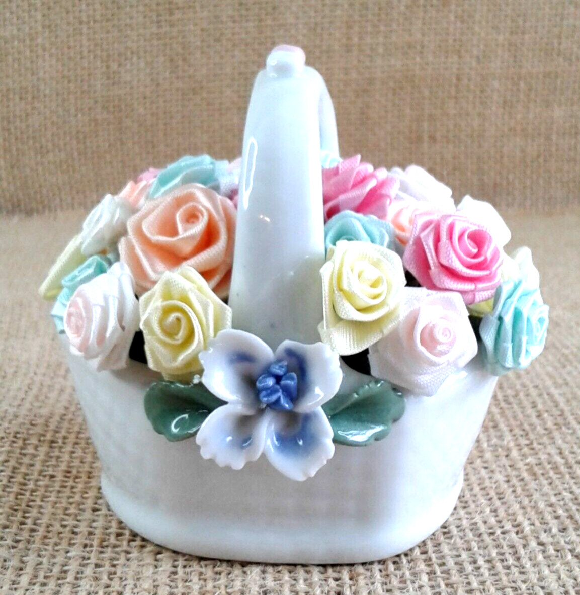 Original Floral Decor Tiny Ribbon Roses Porcelain Basket Chic Country Gift 1447