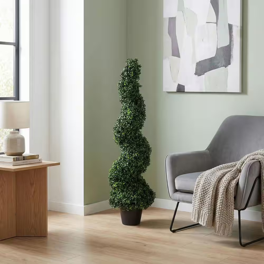 4 Ft. Artificial Boxwood Spiral Topiary Tree