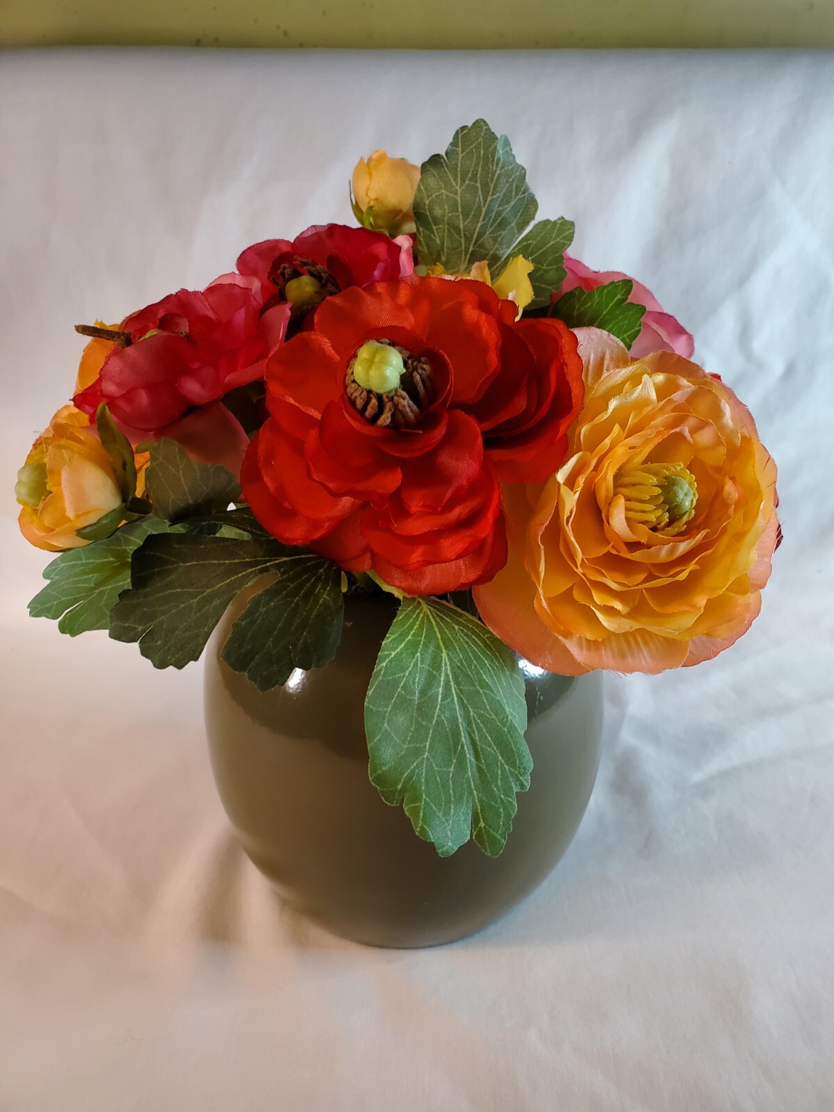 Pier 1 Imports Ranunculus Flower Bouquet Arrangement in Ceramic Pot