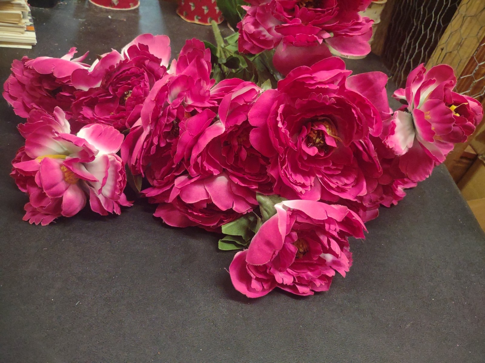 22″ Silk Peony Bush 13 Stems, 5″ Blooms + Buds, Raspberry Hot Pink