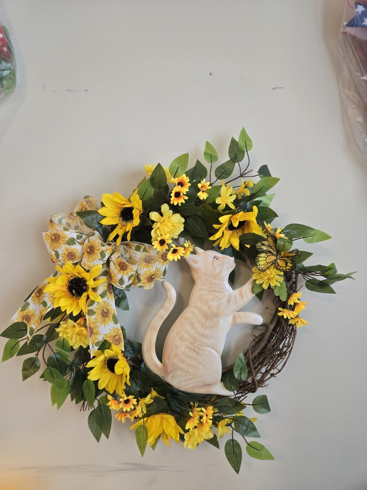 Artificial Sunflower & Greenery Floral Wreath Door Decoration w/ Cat & Butterfly
