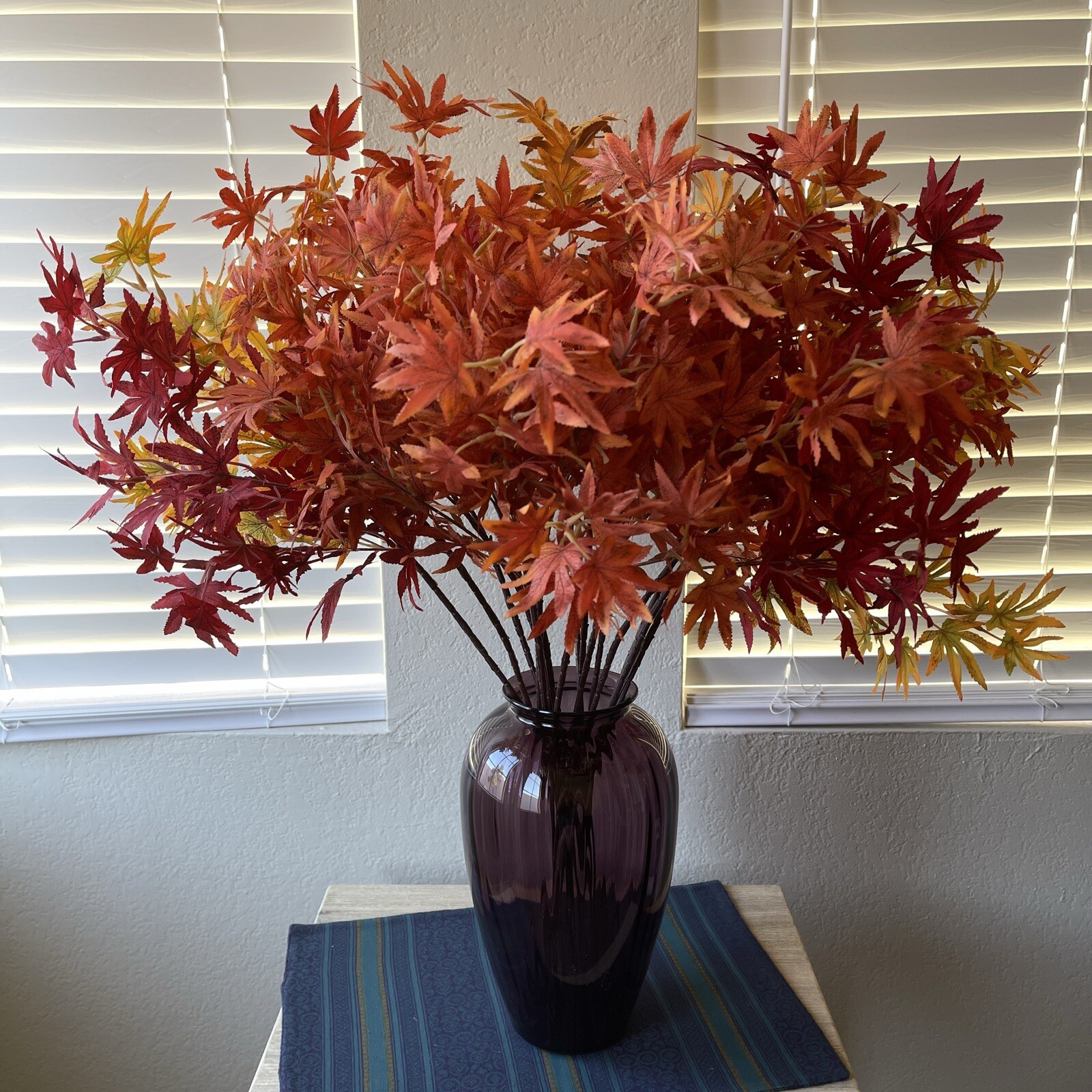 15 Stems of Single Branch 4-Pronged Maple Leaves Artificial Flowers for Home Dec