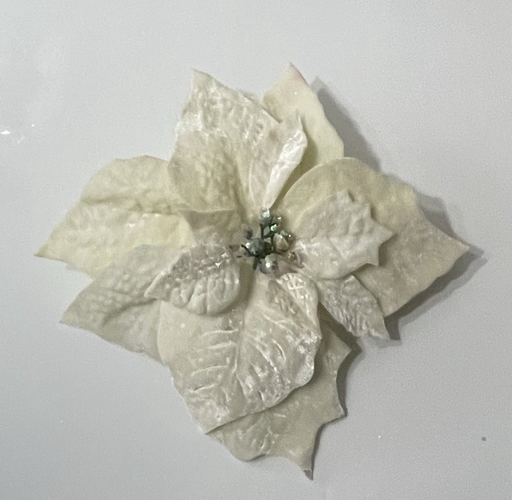 CLIP ON WHITE FLOWERS & BUTTERFLIES CHRISTMAS WINTER WEDDING ANNIVERSARY DECOR