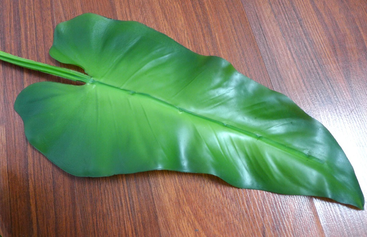 6 Pcs Artificial PU Plastic Lifelike Leaf Plants Grass Real Touch (#70)