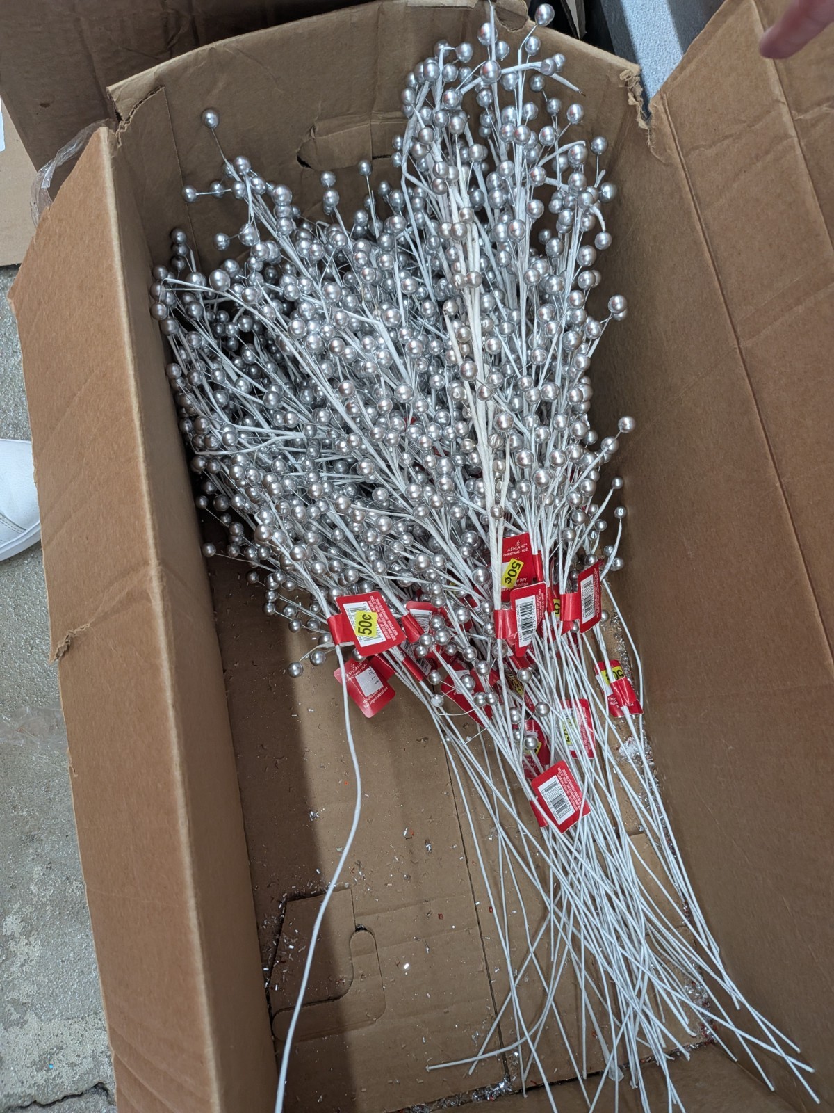 52 Silver White Berry Stems Ashland