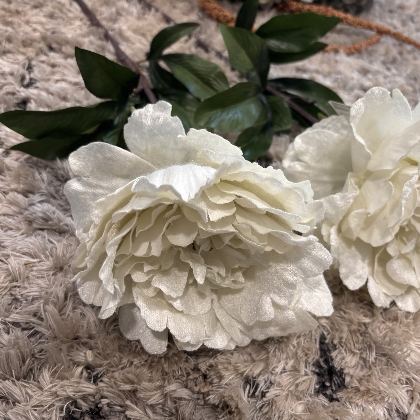 24pc Faux Floral Stem Lot Hydrangea Sunflower Eucalyptus Neutral Decor Bloom