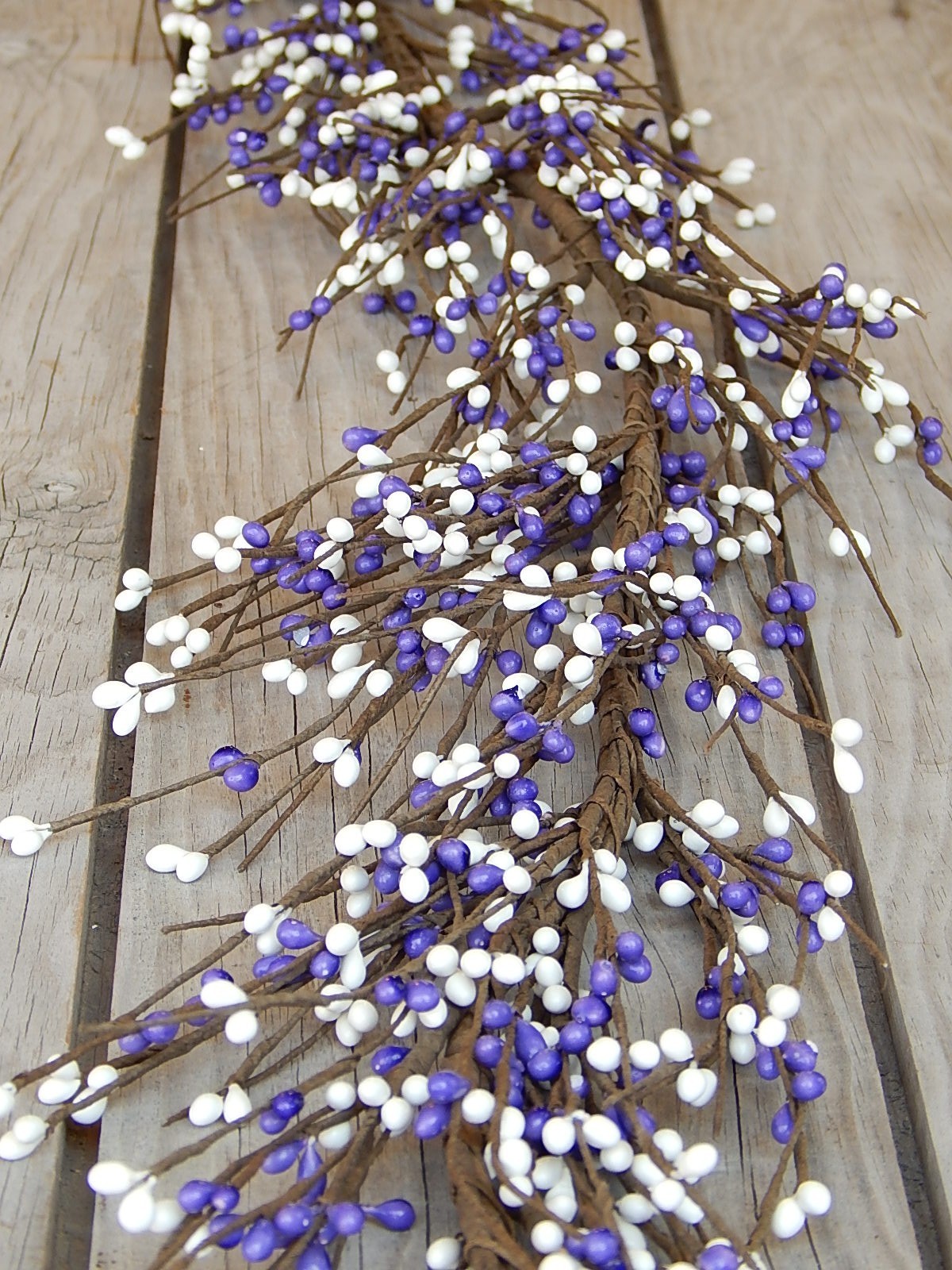 Pip Berry Garland PURPLE WHITE 58″ – Wedding Garland – NEW