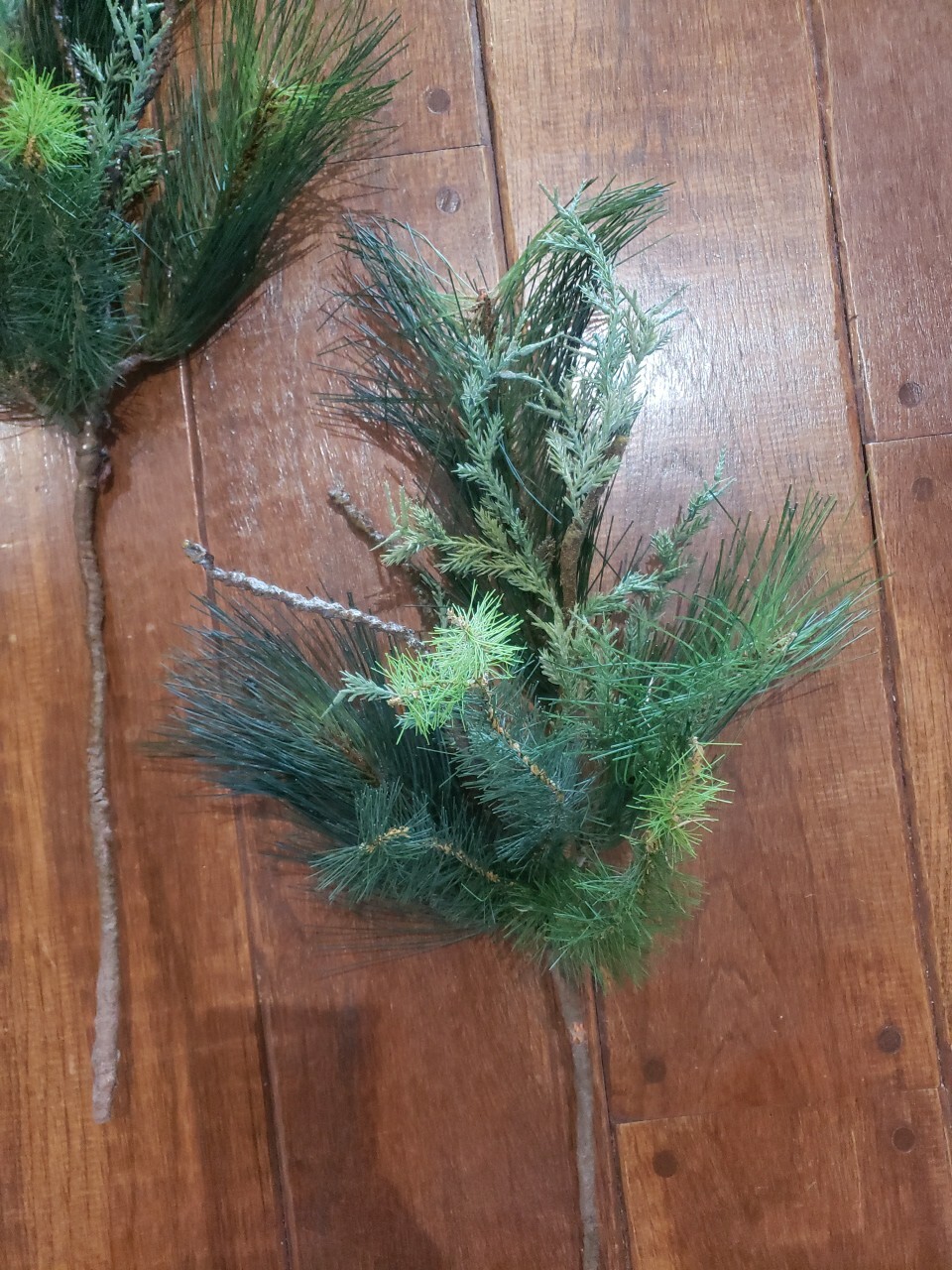 Lot Of 3 DESIGNER Realistic Mixed PINE CEDAR Filler Decor Branches 28″