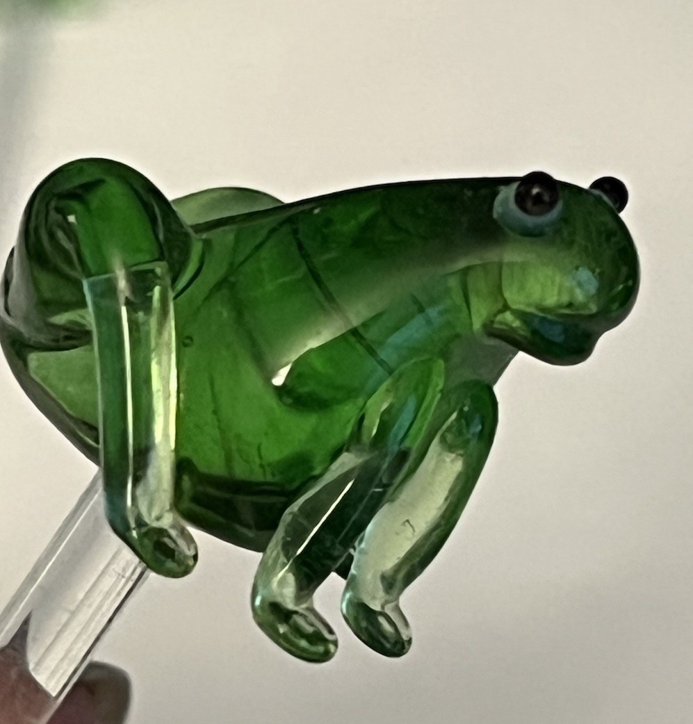 Set Of 4 Cute 🐸 Glass Frog Plant Picks 🐸 4.5”
