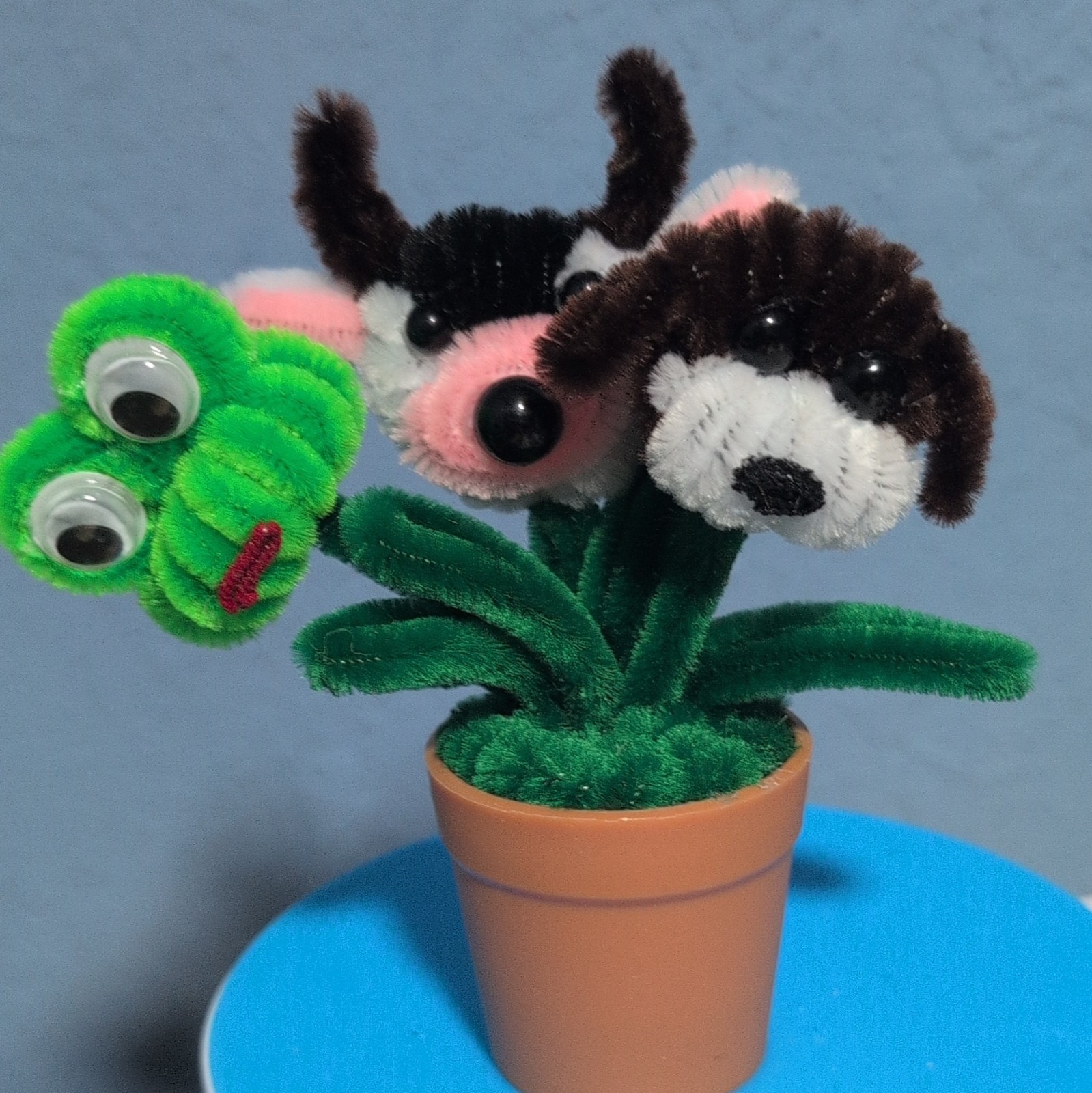 Handcrafted Pipe Cleaner FROG, COW, DOG flower Pot