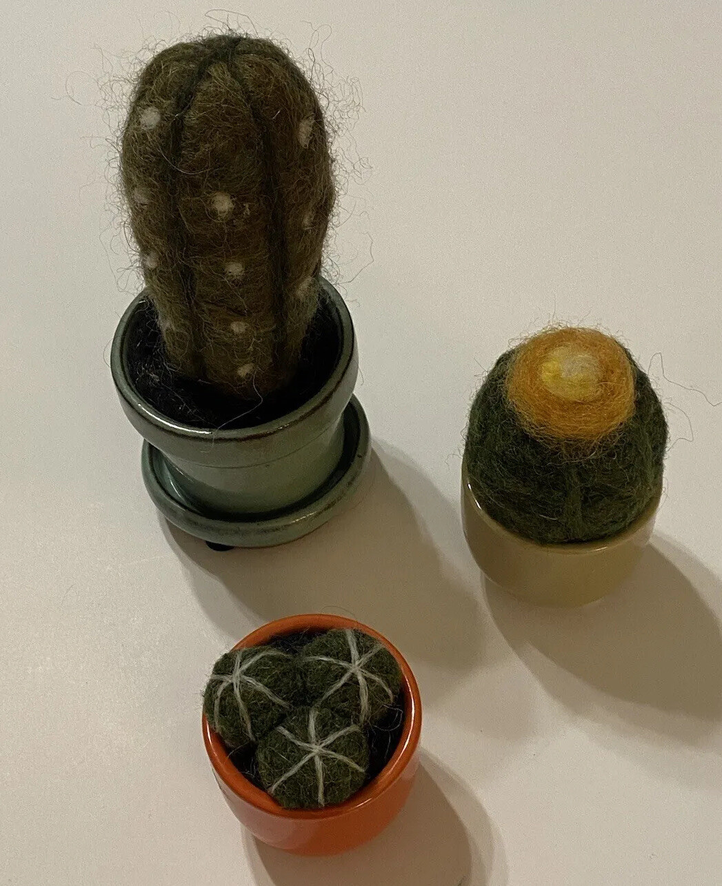3 Tabletop Home Decor Felt Faux Succulents In Pots 6”, 4”, 2.5” EUC!