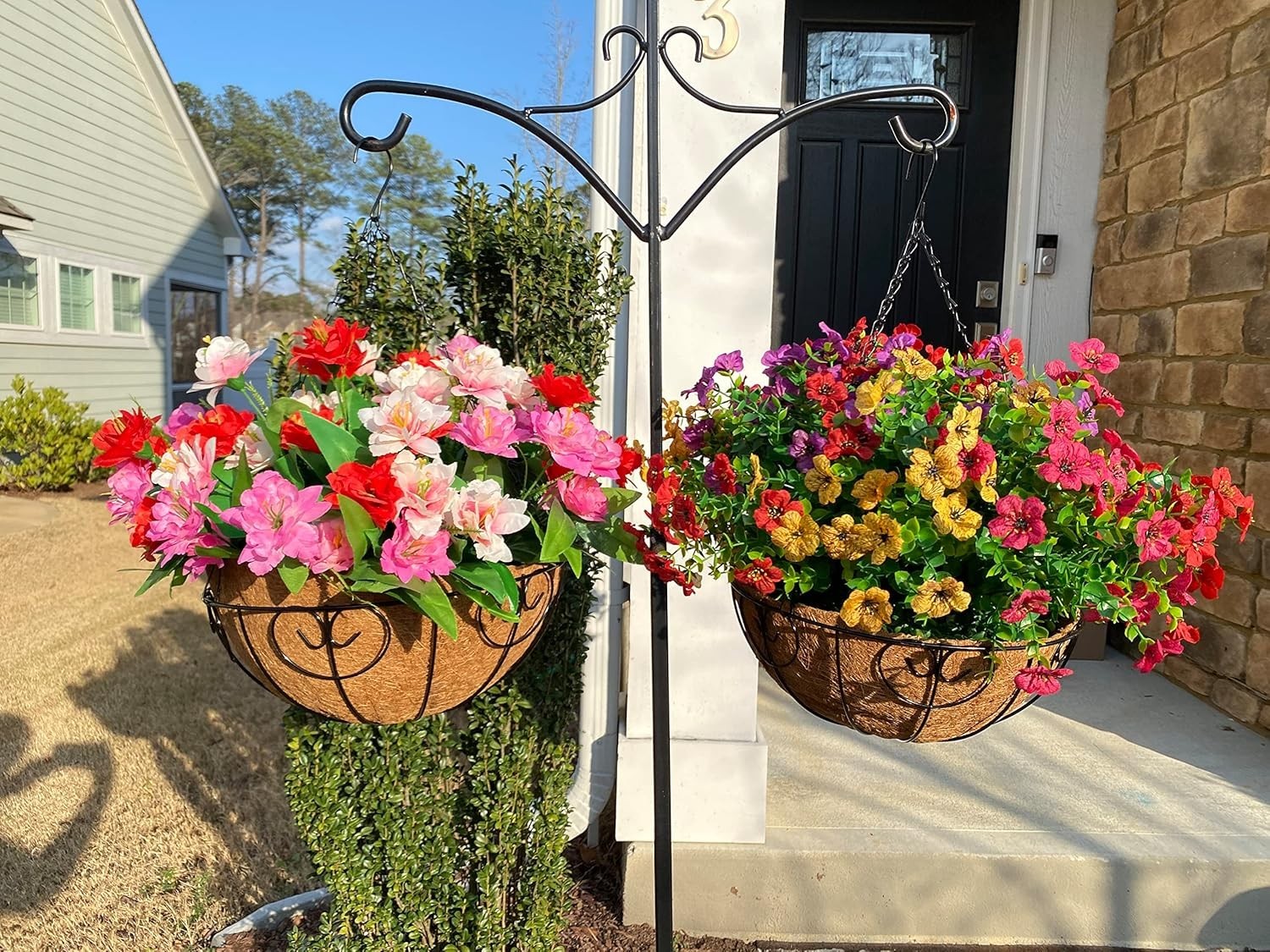 Stylish UV Resistant Faux Daisy Eucalyptus Hanging Basket for Outdoor Elegance
