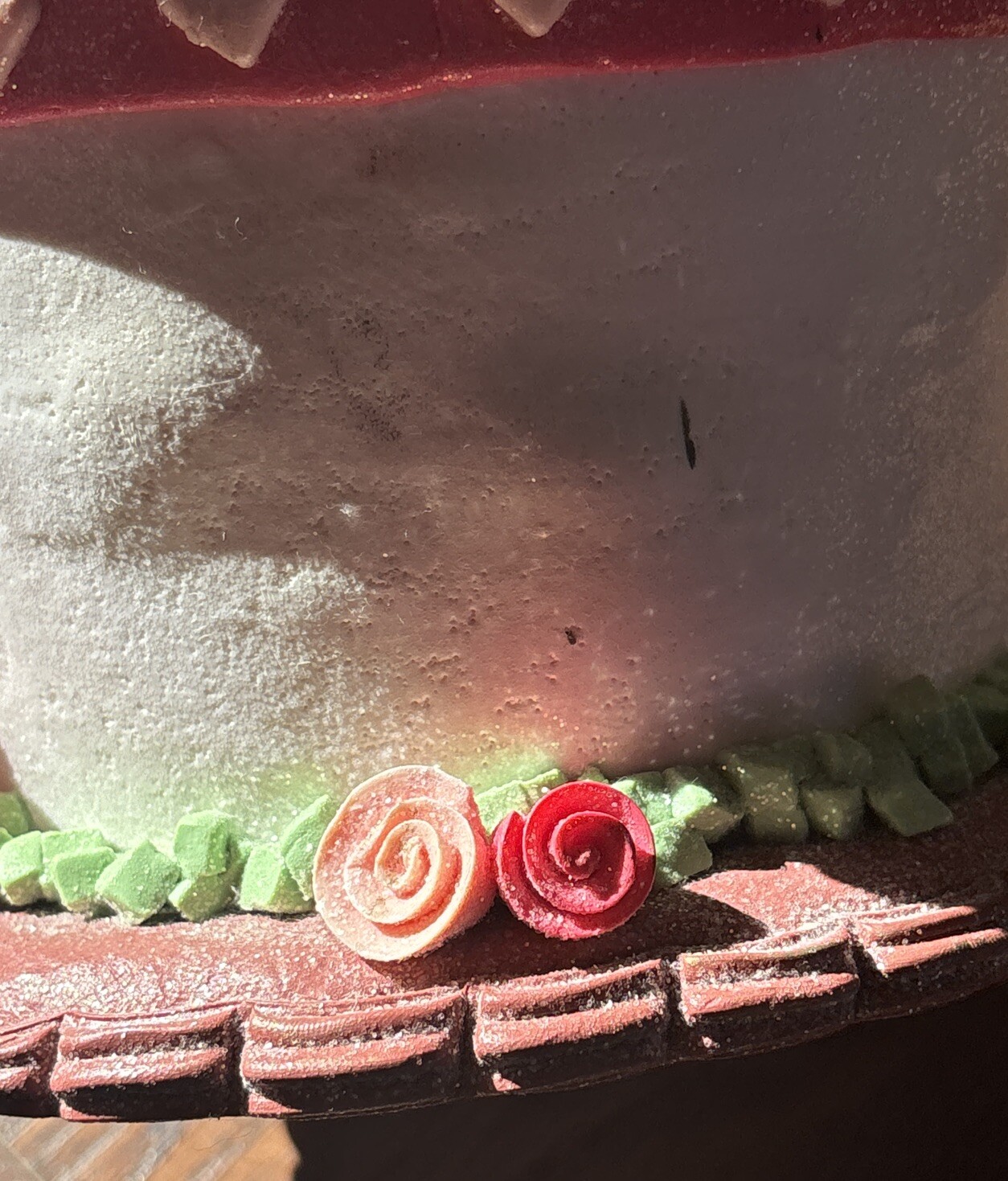 Love birds bouquet of roses decor Cupcakes And Cashmere Valentines New W Defects