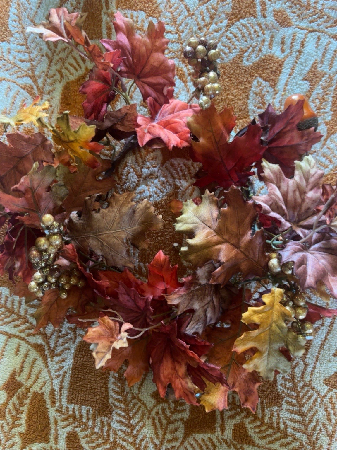 Fall Maple Oak Leaf Candle Ring Acorn Berry Wreath Harvest Centerpiece 6.5”
