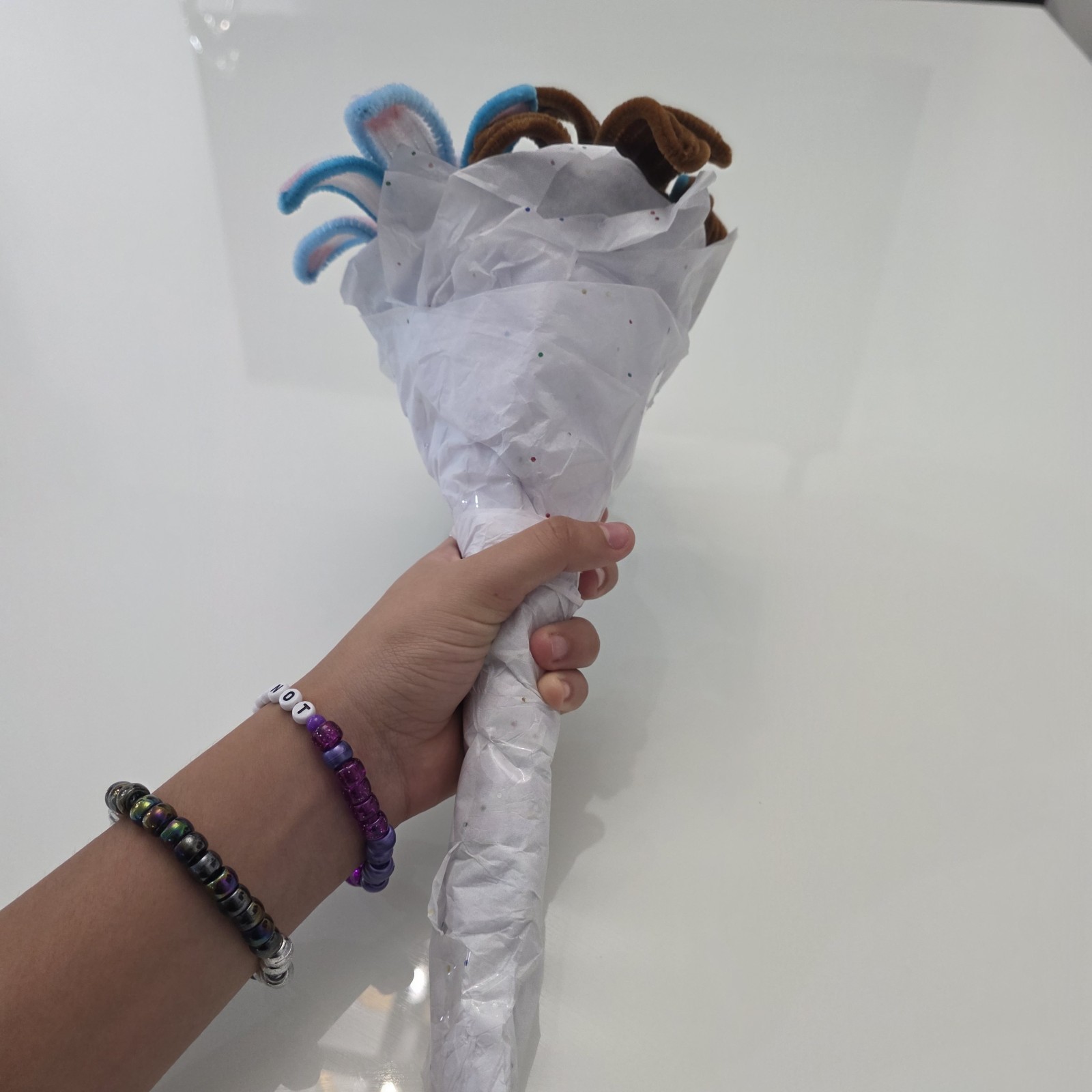Handmade Pipe Cleaner Flower Bouquet, White Paper Wrap Brown/Blue/White