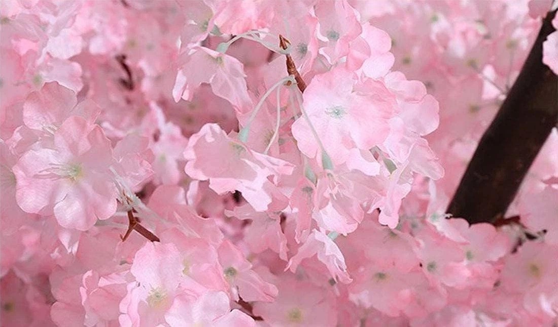 Stunning Light Pink Cherry Blossom Tree – 4FT Indoor/Outdoor Silk Flower Delight