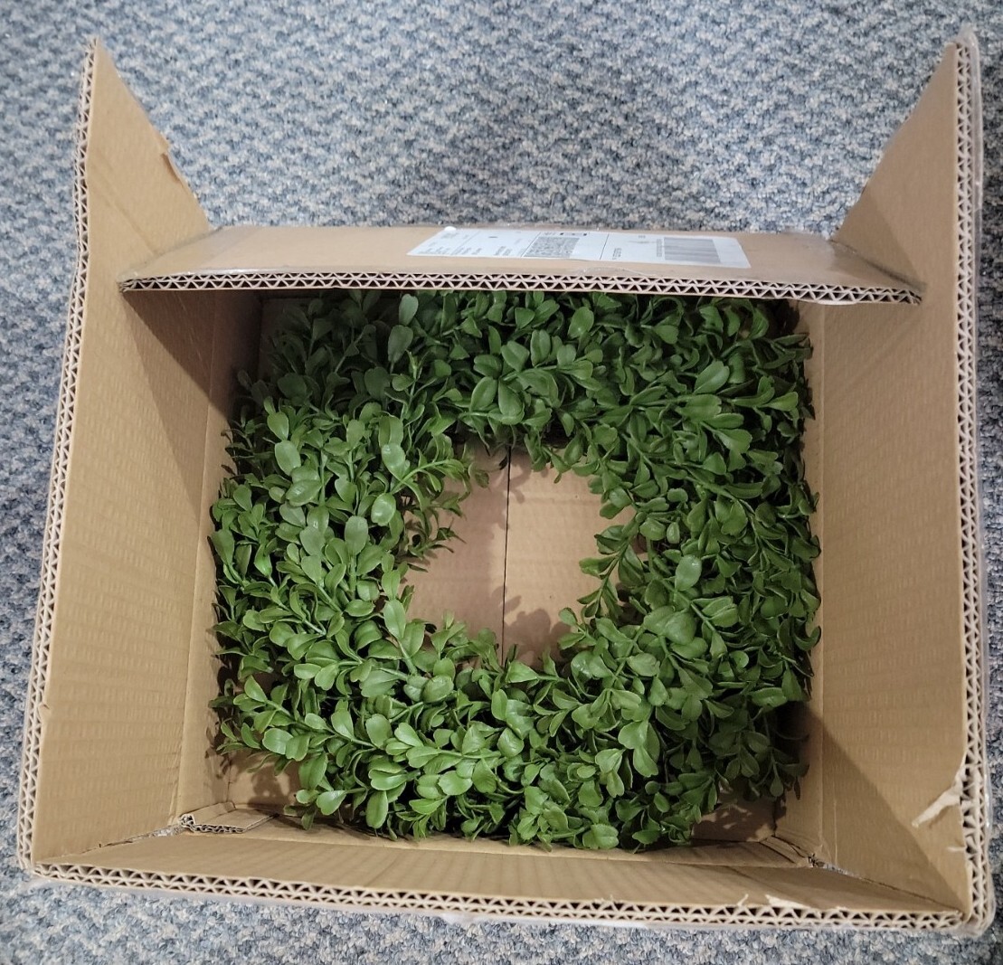 Pure Garden 13 Inch Boxwood Wreath Indoor Outdoor Artificial Fake Greenery