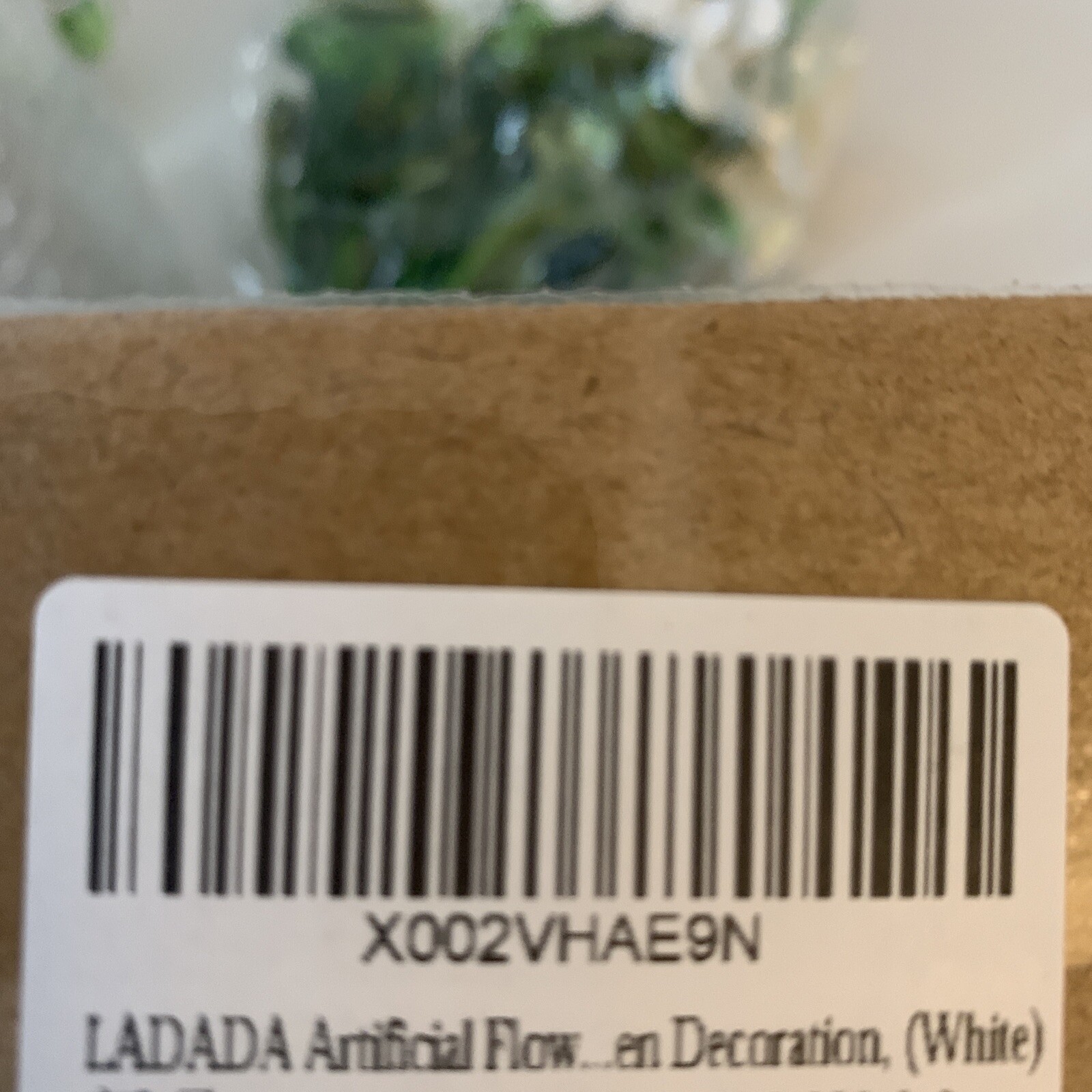 LADADA Artificial FlowersIn Vase Fake Roses Floral Arrangement Bouquets of White