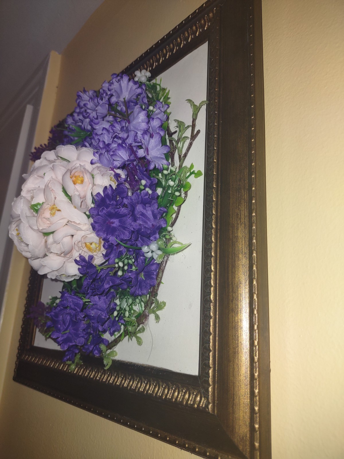 3D Purple And Pale Pink Crescent Shaped Flower Arrangement Wallhanging