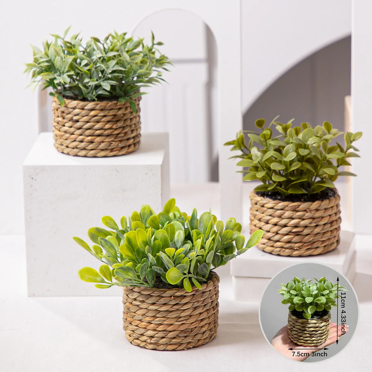 Green Artificial Eucalyptus Grass Woven Small Potted Plants 11cm PE Material Mou