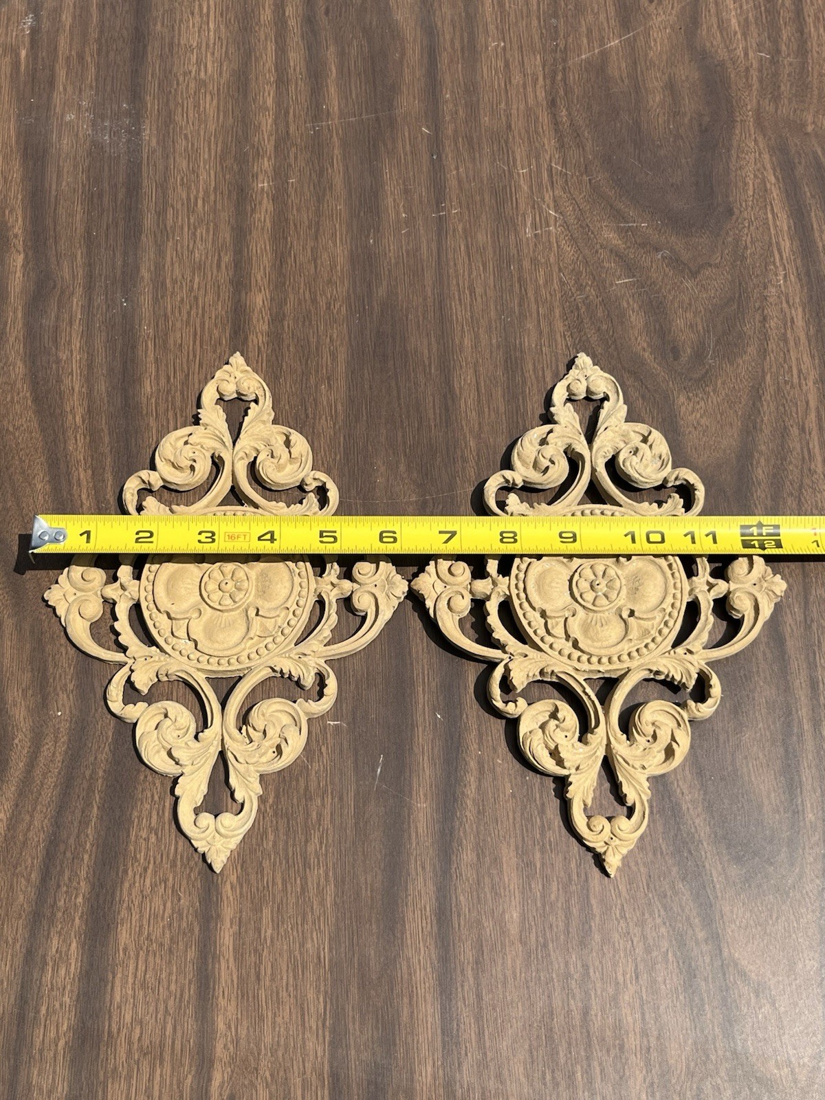 Natural Wood Leaf Scroll Carved Flower Appliqué Furniture Pair