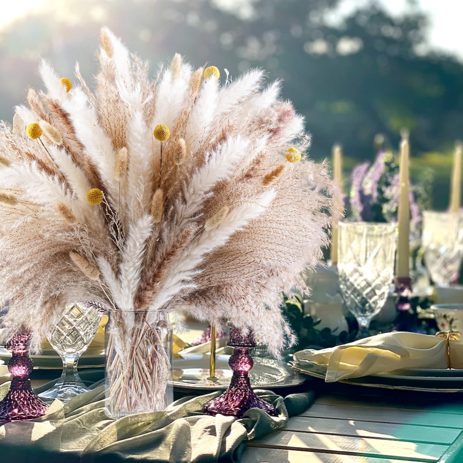 Natural Dried Pampas Grass Arrangement – 100Pcs for Weddings & Home Styling