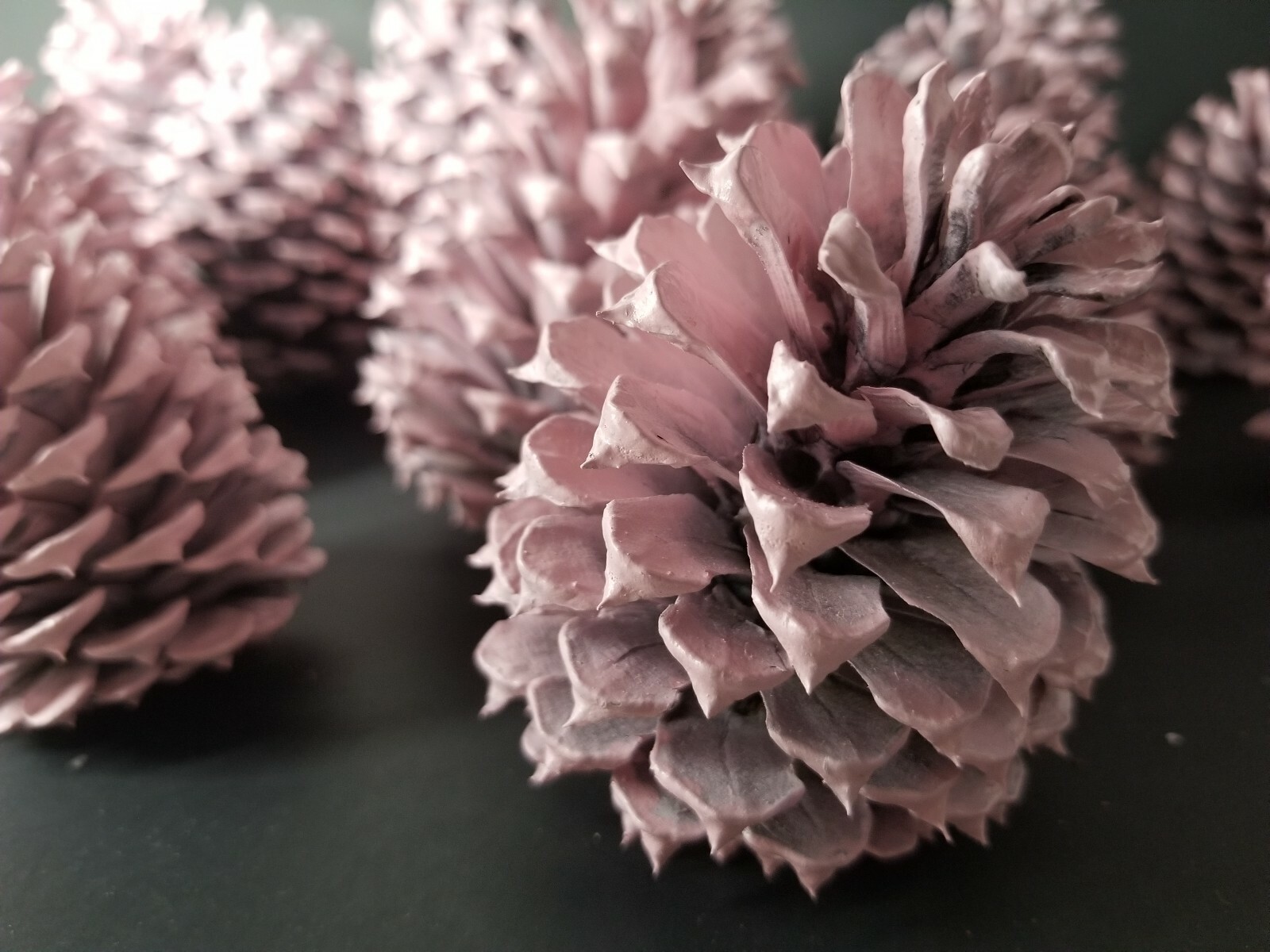 🎅15 Pink Pine Cones Hand Painted All Natural Premium Quality Cones