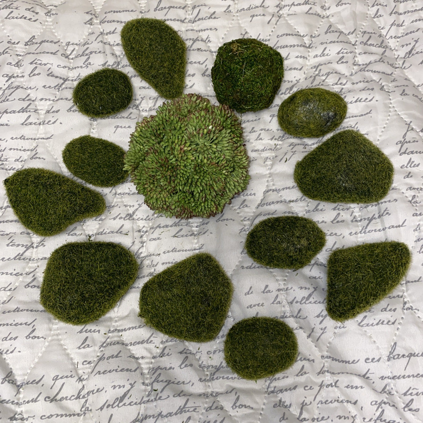 Faux Moss Covered Rocks Stones Balls Display Fairy Garden Greenery