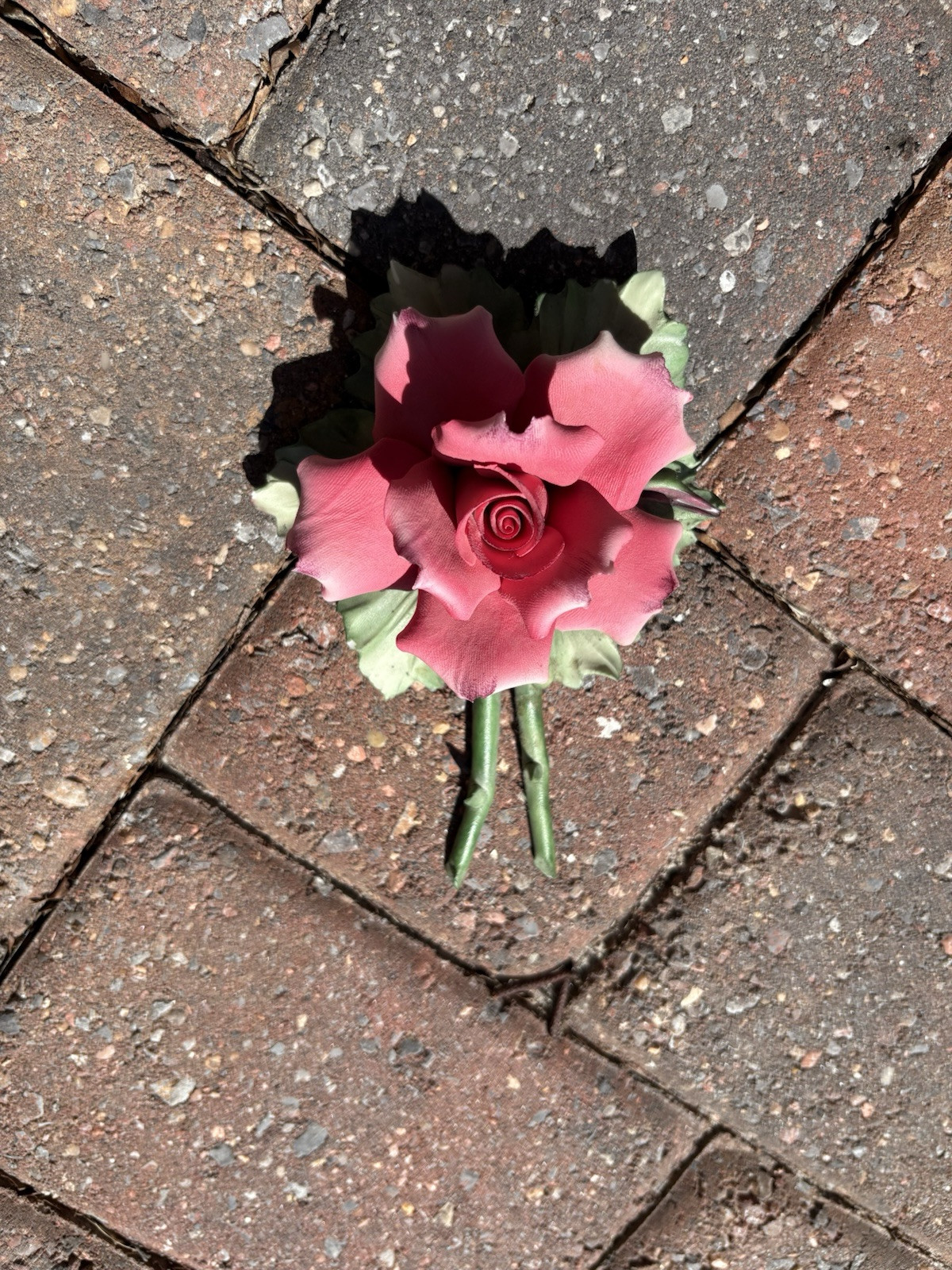 Beautiful Pink Capidomonte Rose Made In Italy