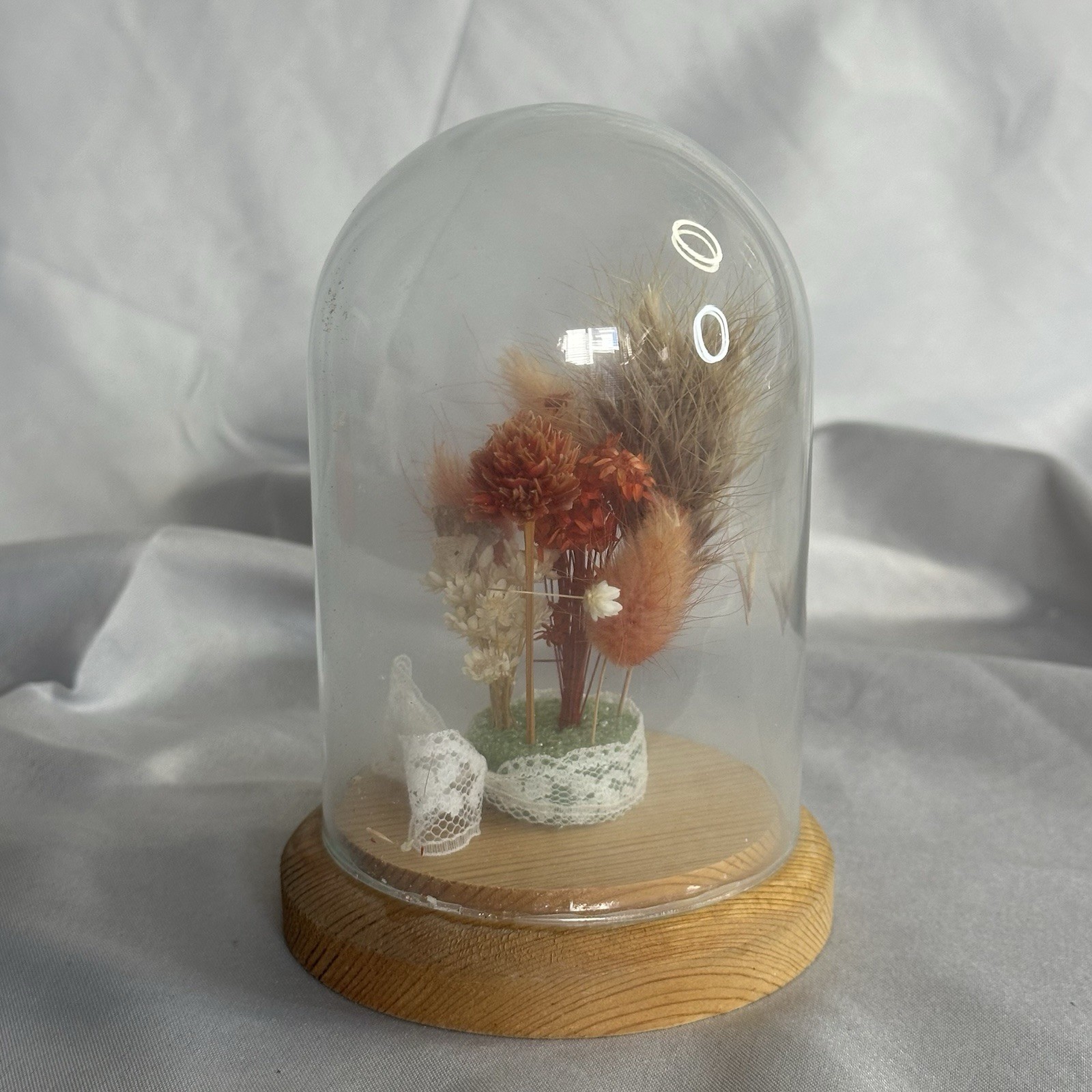 Vtg Decor Floral Glass Cloche Dome Dried Flowers Bunny Tails Terrarium 5”